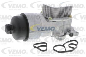 Öljynjäähdytin, moottoriöljy, CITROËN,FORD,MAZDA,PEUGEOT,SUZUKI,TOYOTA,VOLVO, 1 145 941, 1 703 252, 1103.K0, 1103.N9, 1653073J01, 1653-0