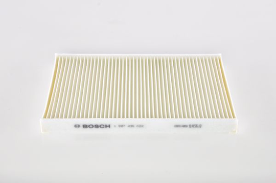 Raitisilmasuodatin BOSCH 1 987 435 022