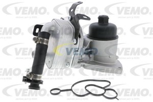Öljynjäähdytin, moottoriöljy, CITROËN,FIAT,FORD,JAGUAR,LANCIA,LAND ROVER,MITSUBISHI,PEUGEOT, 1 451 593, 1 492 022, 1103P4, 1103P5, 6G9Q6