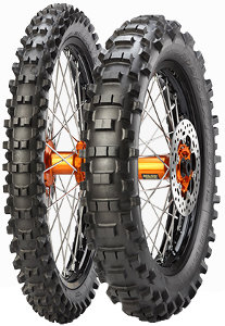 Metzeler MCE6 Days 3 M+S ( 140/80-18 TT 70M takapyörä, M/C )