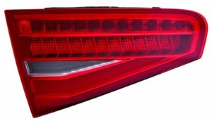 Takavalo, Oikea, AUDI A4 B8, A4 B9, 8K5 945 094 AC
