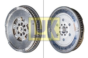 Vauhtipyörä, AUDI A4 B6, A4 B6 Avant, A4 B6 Cabriolet, 079 105 266 B, 079105266B