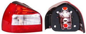 Takavalo, Oikea, AUDI A3, 8L0 945 096C