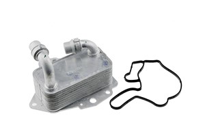 Öljynjäähdytin, moottoriöljy, ALFA ROMEO,CADILLAC,FIAT,LANCIA,OPEL,SAAB,SUZUKI,VAUXHALL, 1660079J80, 55208626, 55220875, 55273041, 55565