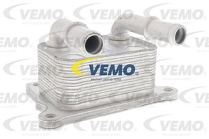 Öljynjäähdytin, moottoriöljy, DACIA,MERCEDES-BENZ,NISSAN,RENAULT,SMART, 21 30 520 32R, 21300-00Q0G, 268247, 281 070 00 79, A281 070 00 7